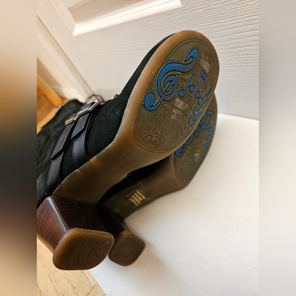 JOHN FLUEVOG OPERETTAS: HJORDIS  BLACK Suede LEATHER KNEE HIGH BOOTS 9.5 - Picture 13 of 15